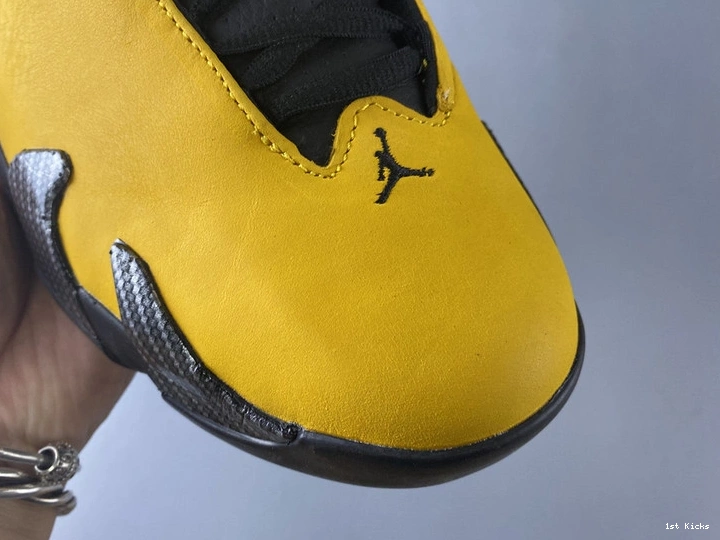 Air  “Ferrari”  14 BQ3685-706 Jordan 1121